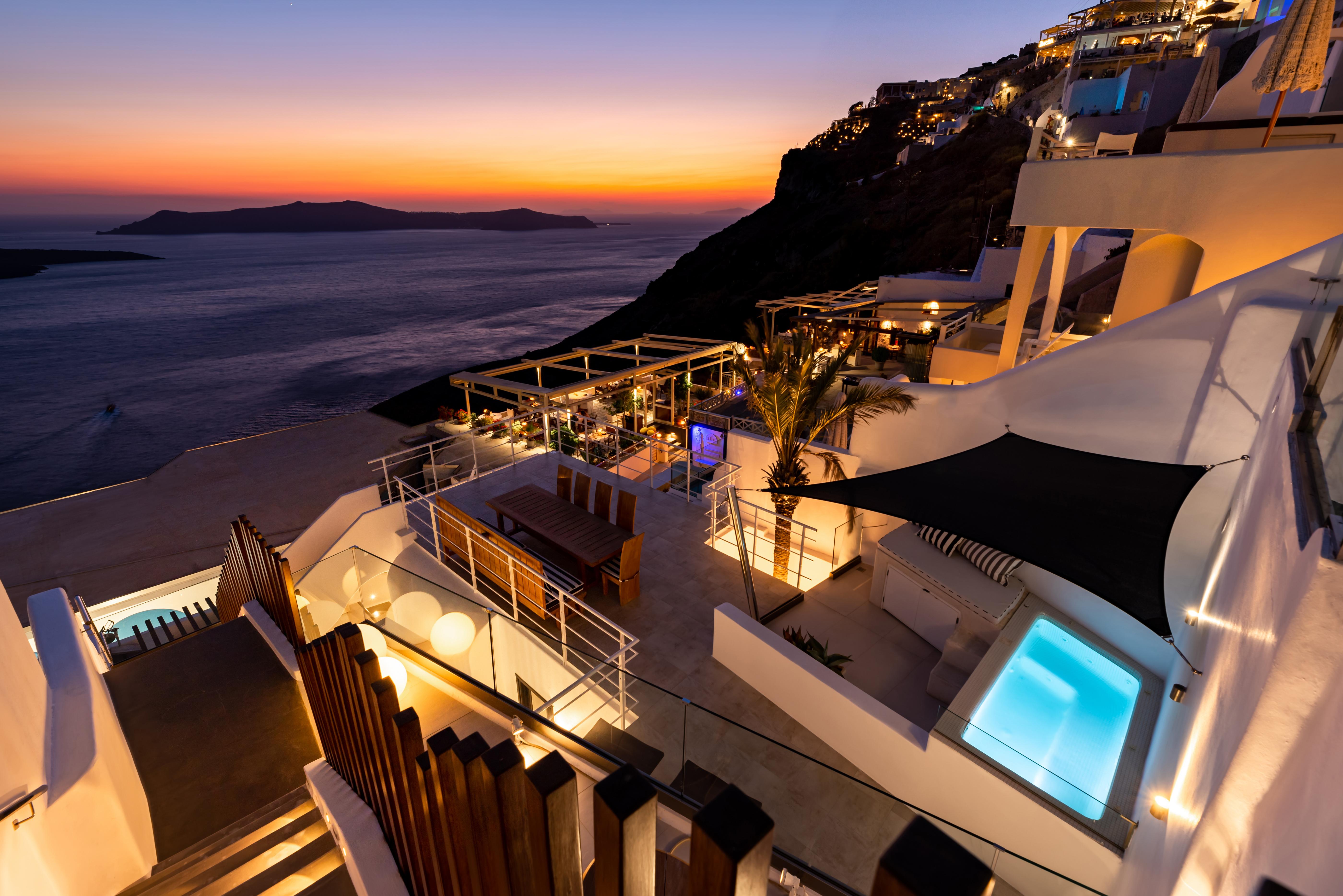 Daydream Luxury Suites Fíra Kültér fotó